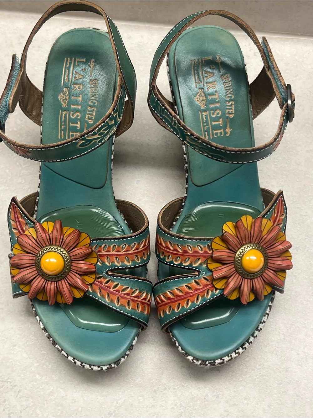 L'ARTISTE ASTARR Sandals